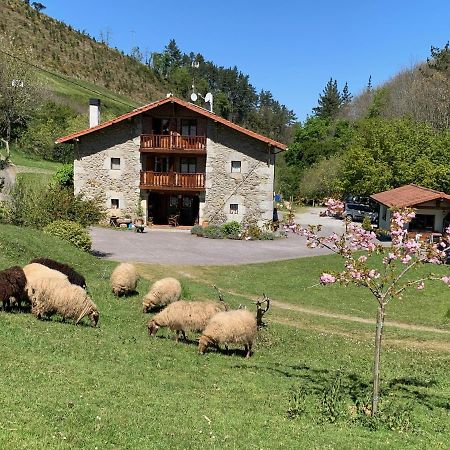 Agroturismo Urresti Gautegiz Arteaga Buitenkant foto