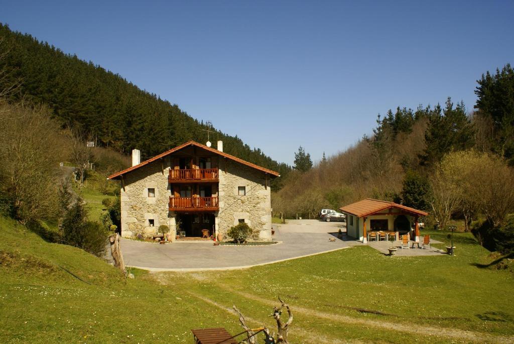 Agroturismo Urresti Gautegiz Arteaga Buitenkant foto